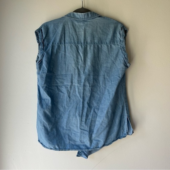 Cleo Light Blue Button Front Top XS | Casual Coastal Cowgirl Chambray Capsule - Picture 9 of 11